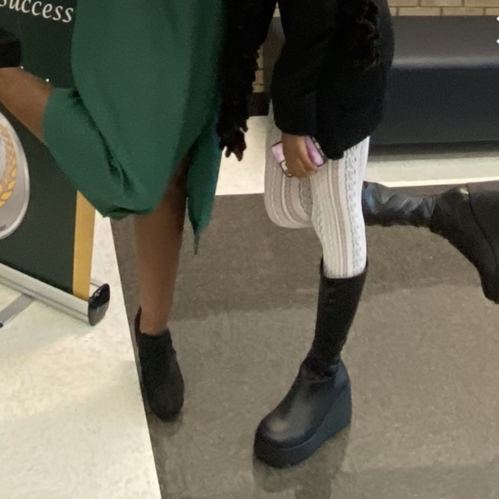 Steve Madden Black Platform Wedge Knee Boots - Picture 5 of 16